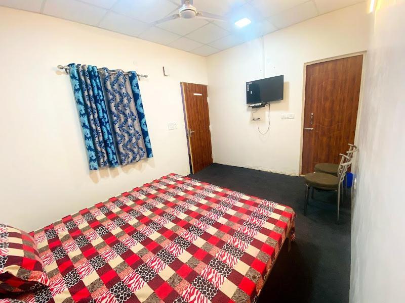 Lushy Days Boom Camp Hotel Tanakpur Екстериор снимка