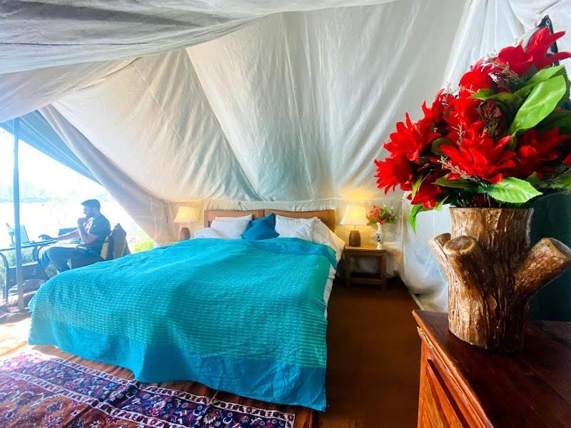 Lushy Days Boom Camp Hotel Tanakpur Екстериор снимка