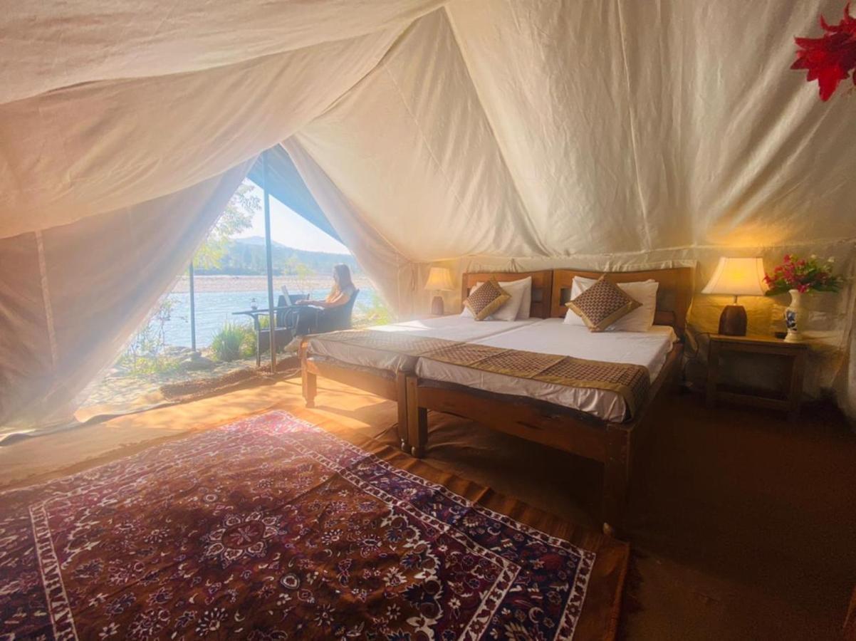 Lushy Days Boom Camp Hotel Tanakpur Екстериор снимка